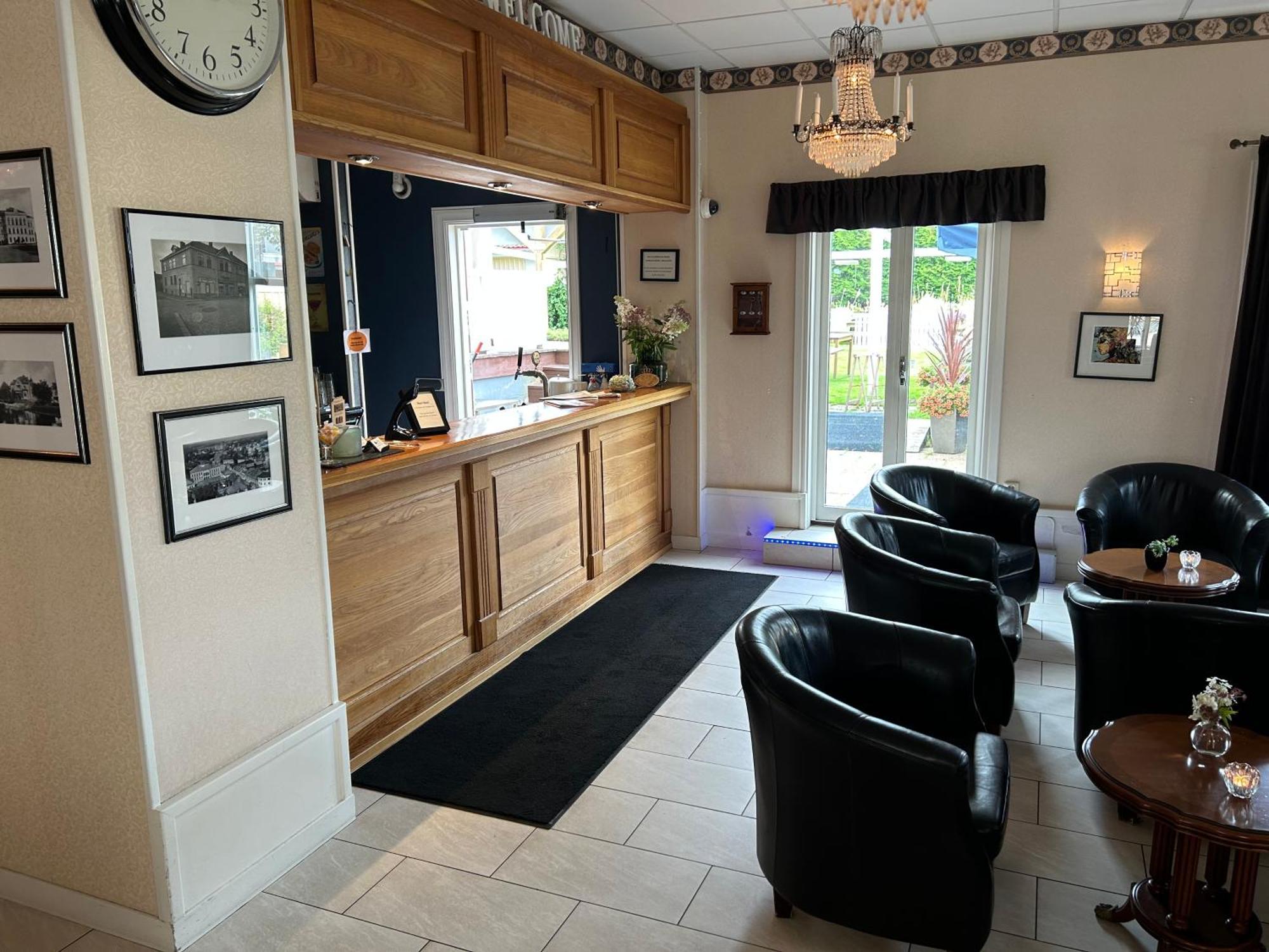 Hotell Hertig Karl Filipstad Zewnętrze zdjęcie